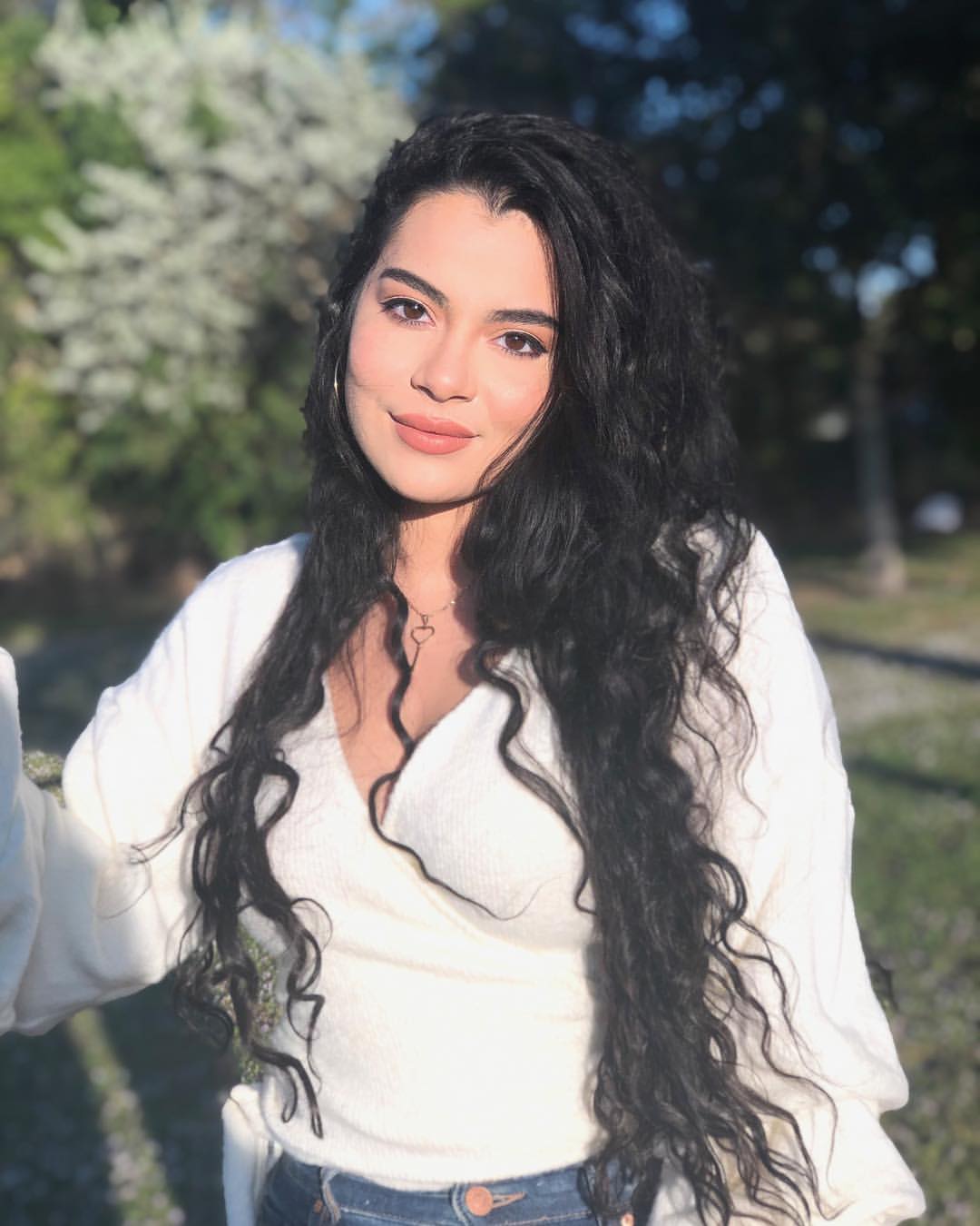 celinaaaxoxo__brvr6eufwzj_2